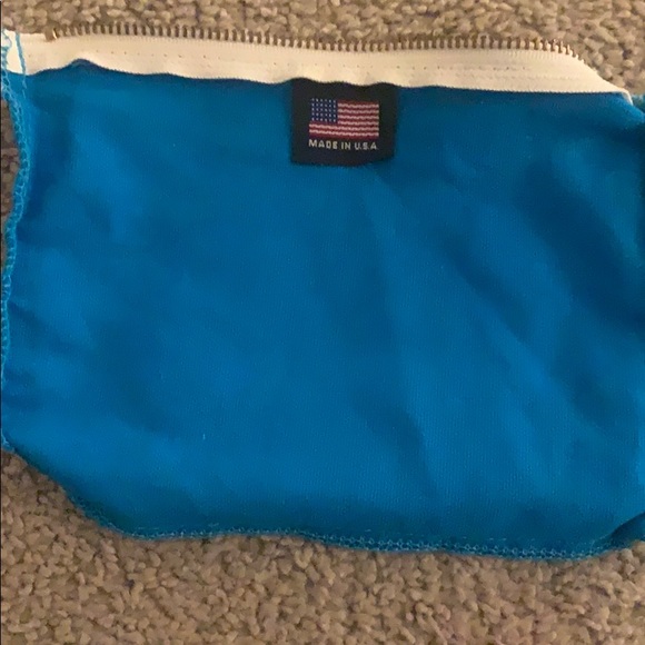 Flight 001 pouch - Picture 12 of 16